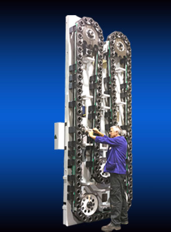 <div>有些大型落地镗床需要更多的刀具数</div>
        <div>量,这种情况下刀库落地安装　 　 .</div>
        <div>刀具数量可以增加到120　　　　 ．</div>