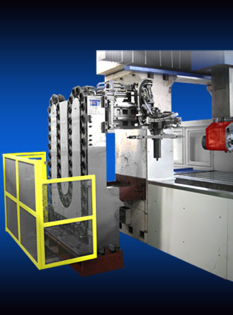 <div>刀库全液压驱动，刀库落地安装</div>
        <div>换刀机构可为立式铣头卧式铣头转换换刀</div>
        <div>刀库容量：40、60</div>
        <div>最大刀重:：20—30kg</div>