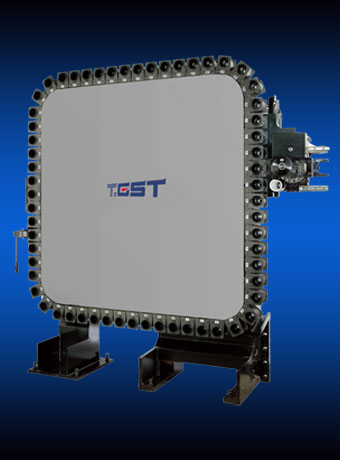 <div>全液压驱动　　　　　　　.</div>
        <div>180度换刀采用旋转油缸结构</div>
        <div>换刀机构结构紧凑　　　　.</div>
        <div>可有效减小防护间开门高度.</div>